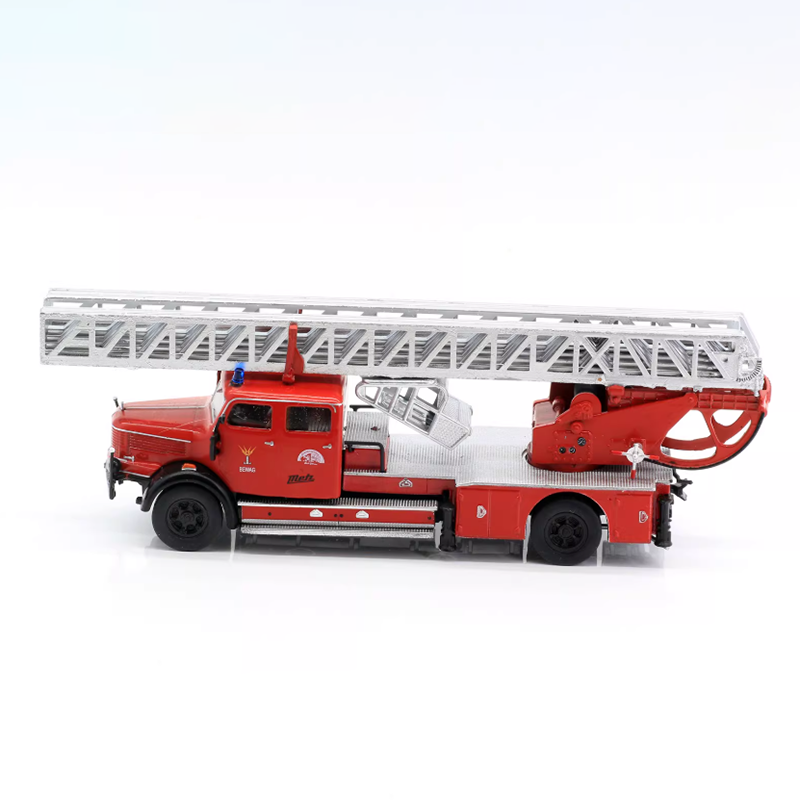 Diecast 1:72 Scale Metz DL 52  - Fire Escape Ladder review and price